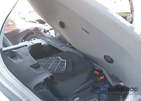 2022 Ford Explorer Xlt z USA, uszkodzony, nr VIN 1FMSK8DH5NGC37191